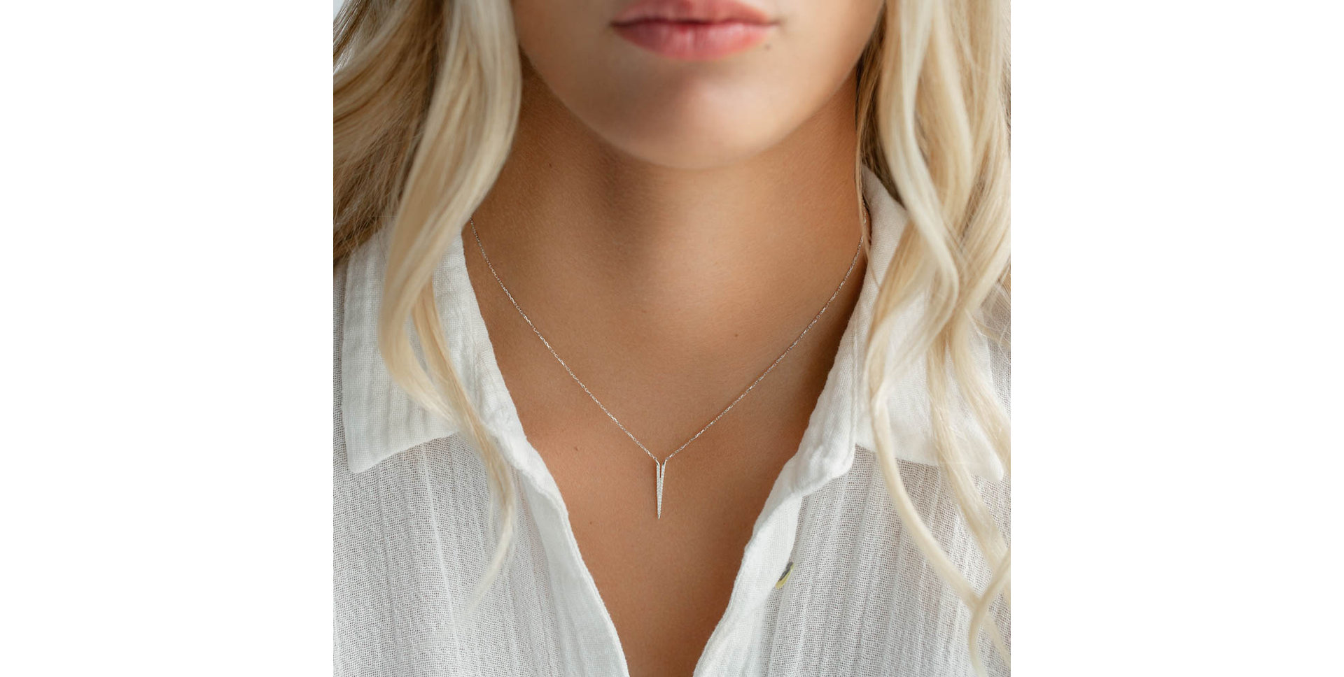 Diamond necklace Broken Glamour