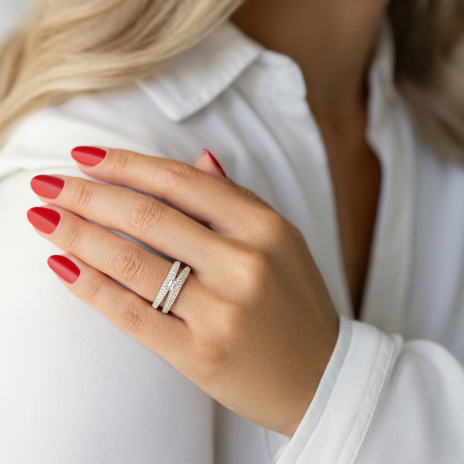 Diamond ring Unique Love