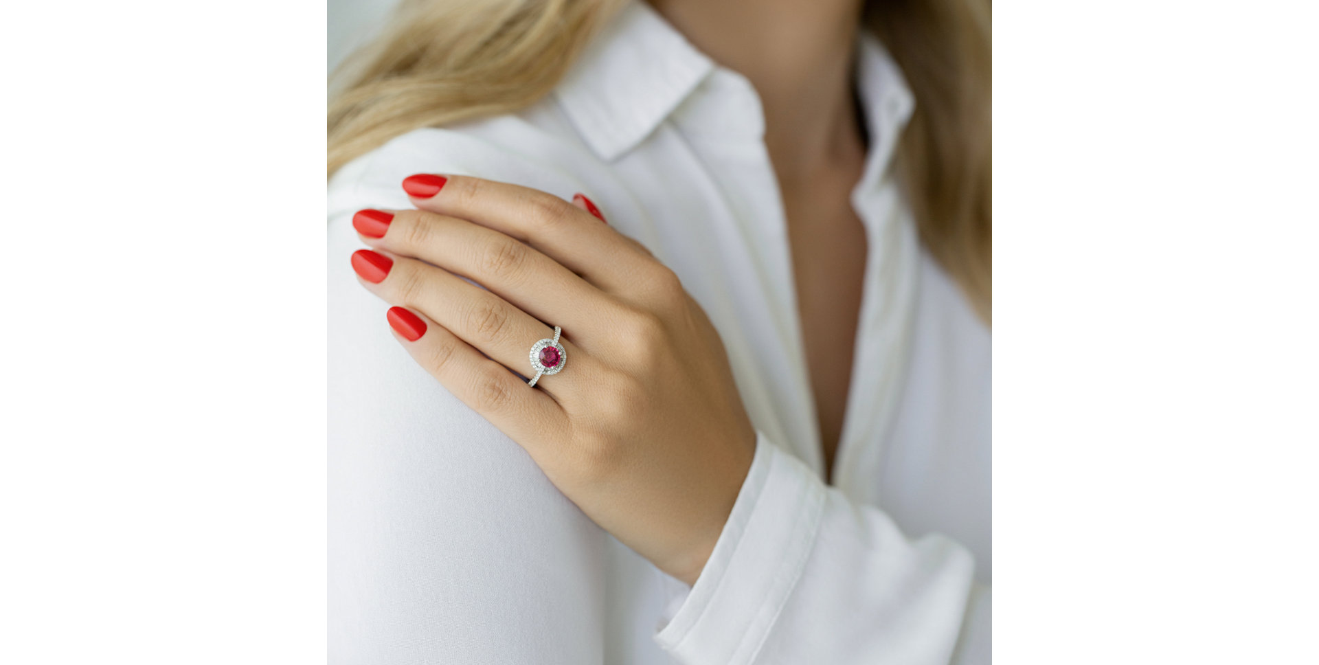 Diamond ring with Tourmalíne Majestic Alana