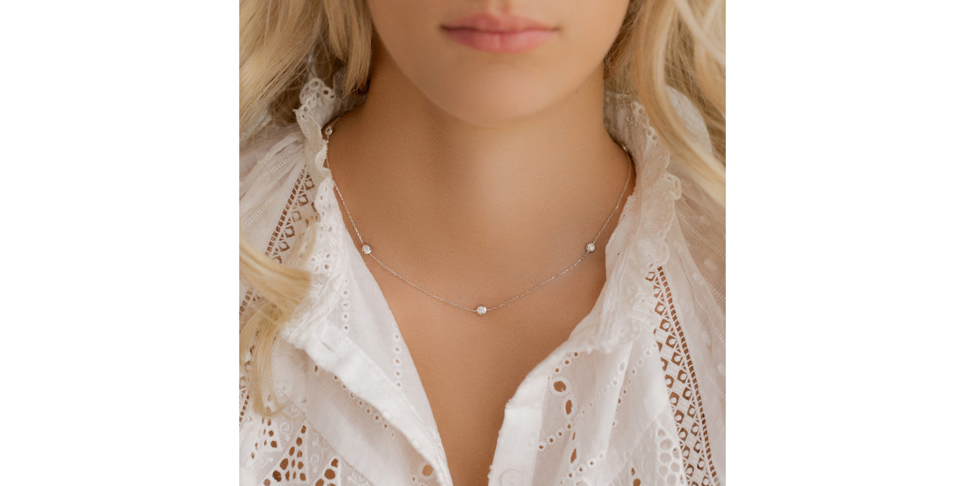 Diamond necklace Dots