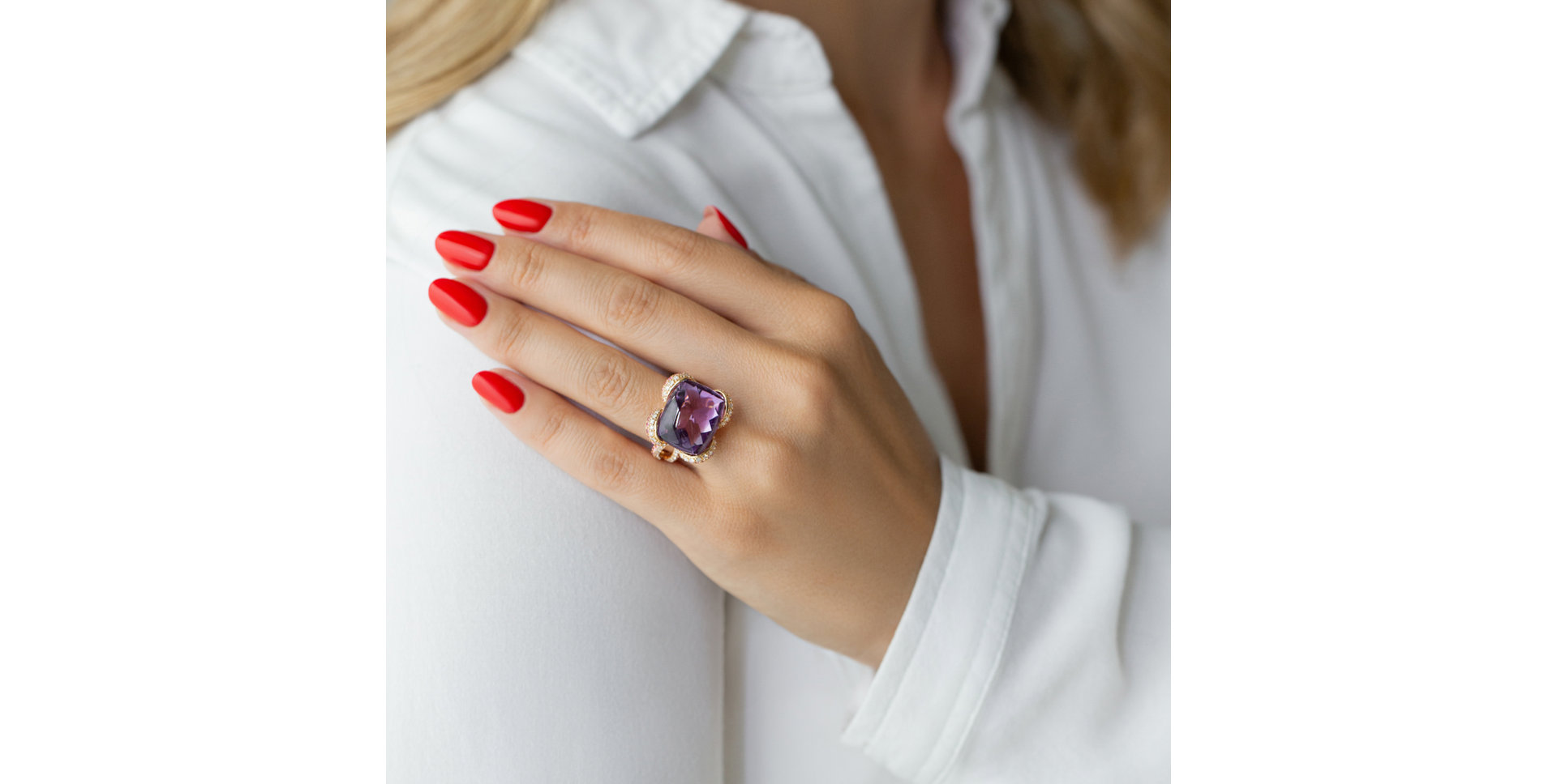 Diamond ring with Amethyst and Sapphire Special Amethyst