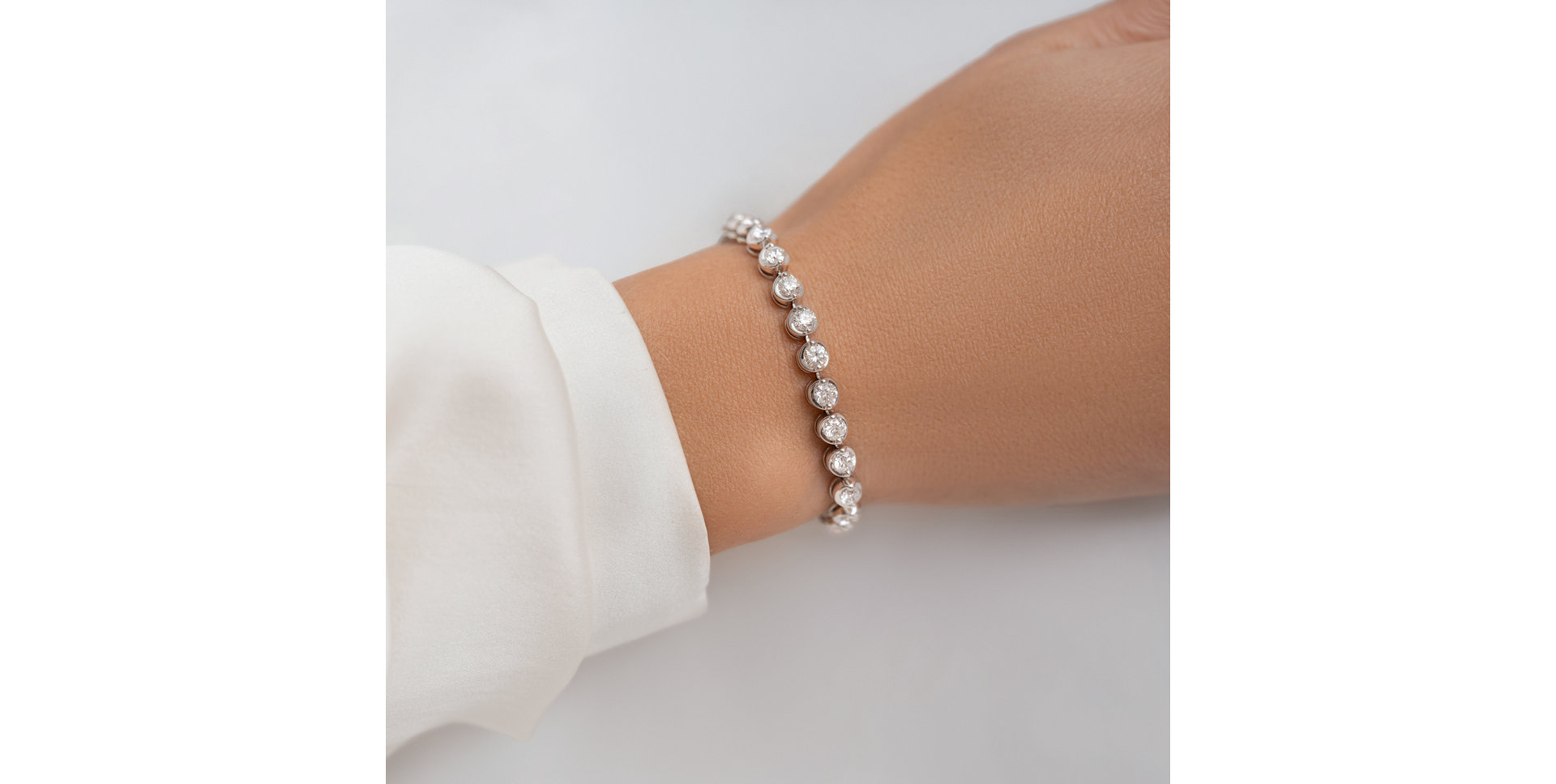 Bracelet with diamonds Leilani