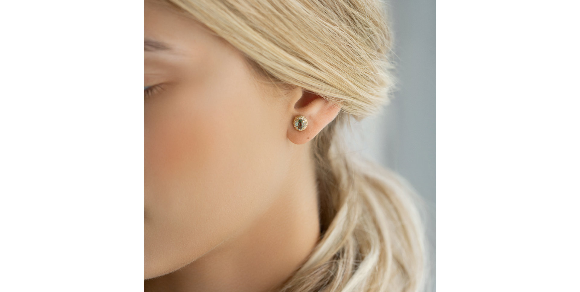 Diamond earrings with Sapphire Royal Sapphire