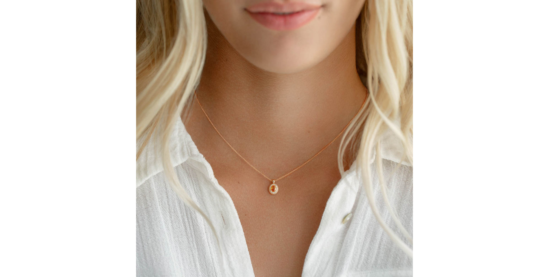 Diamond necklace with Sapphire Light Princess