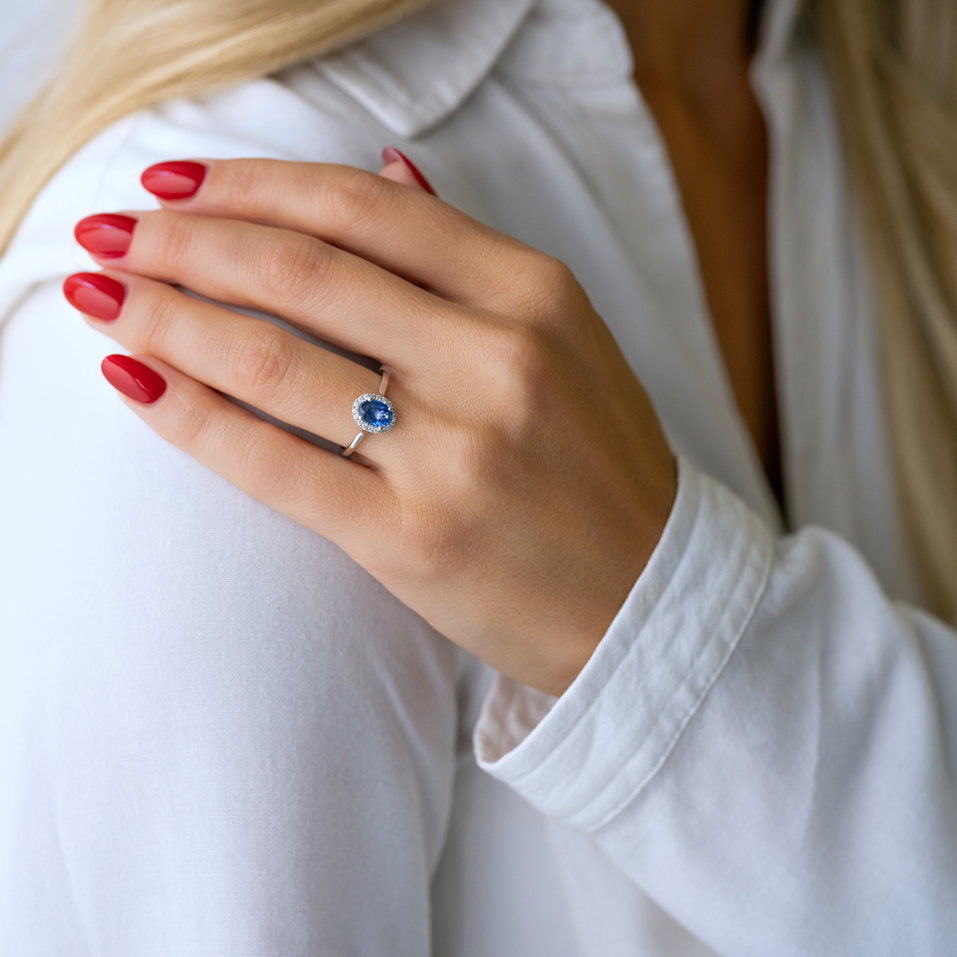 Diamond ring with Sapphire Princess Wish