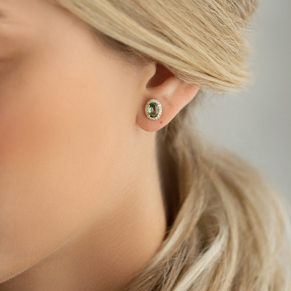 Diamond earrings with Sapphire Princess