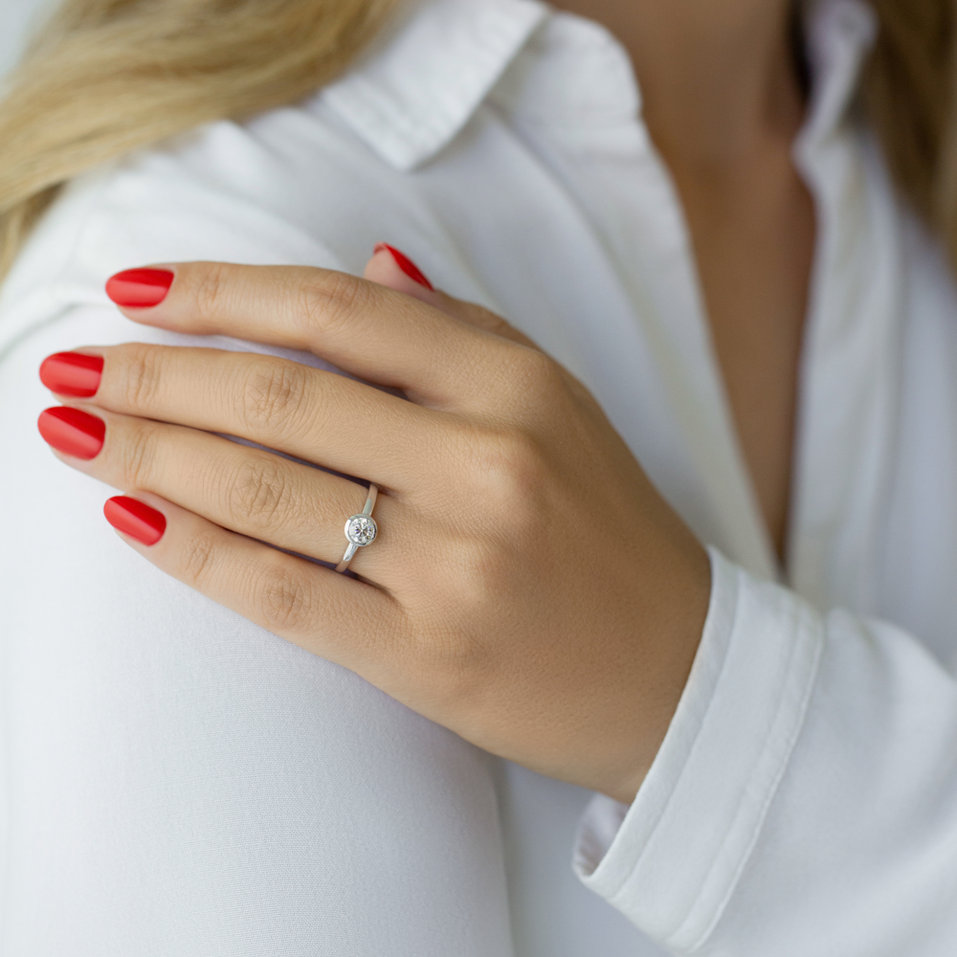 Diamond ring Seductive Glow