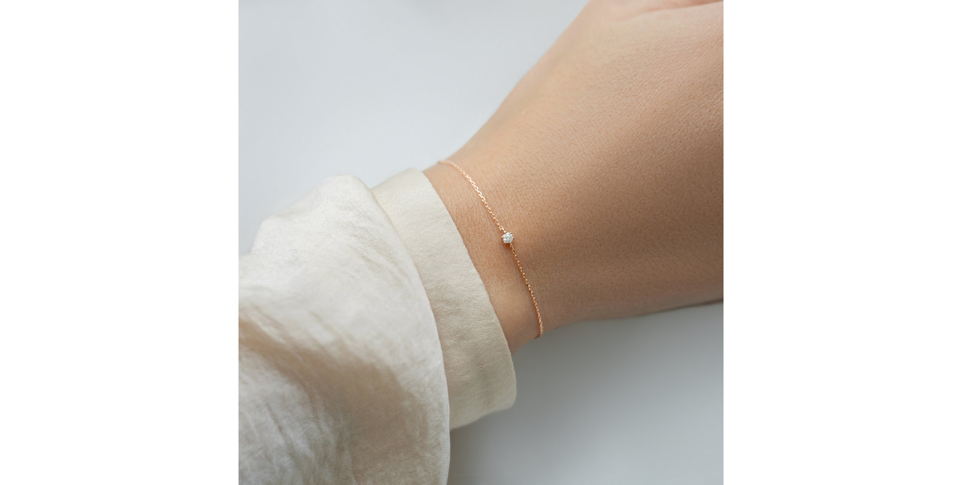 Bracelet with diamonds Essential Shine