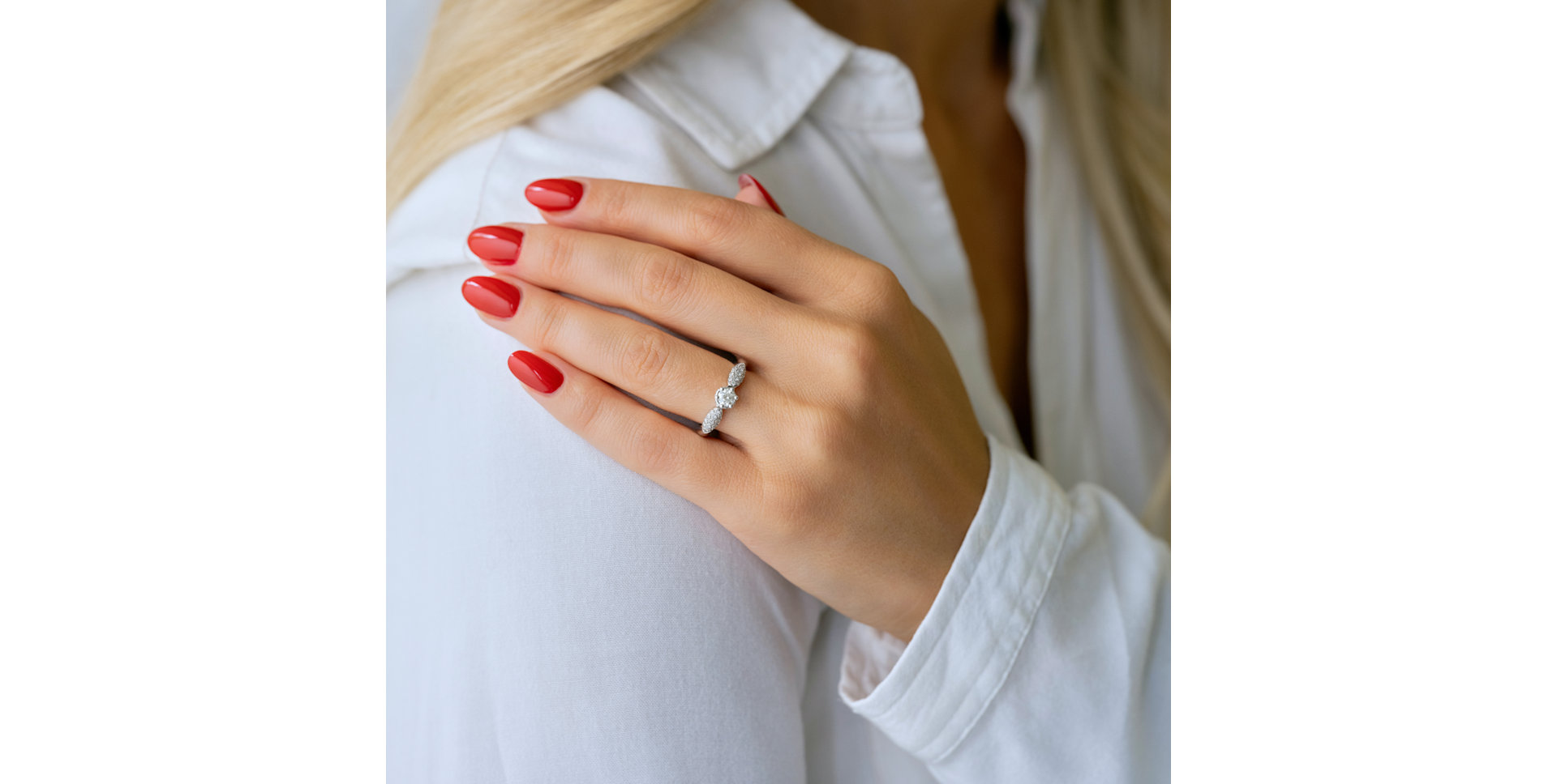 Diamond ring Happy Spark