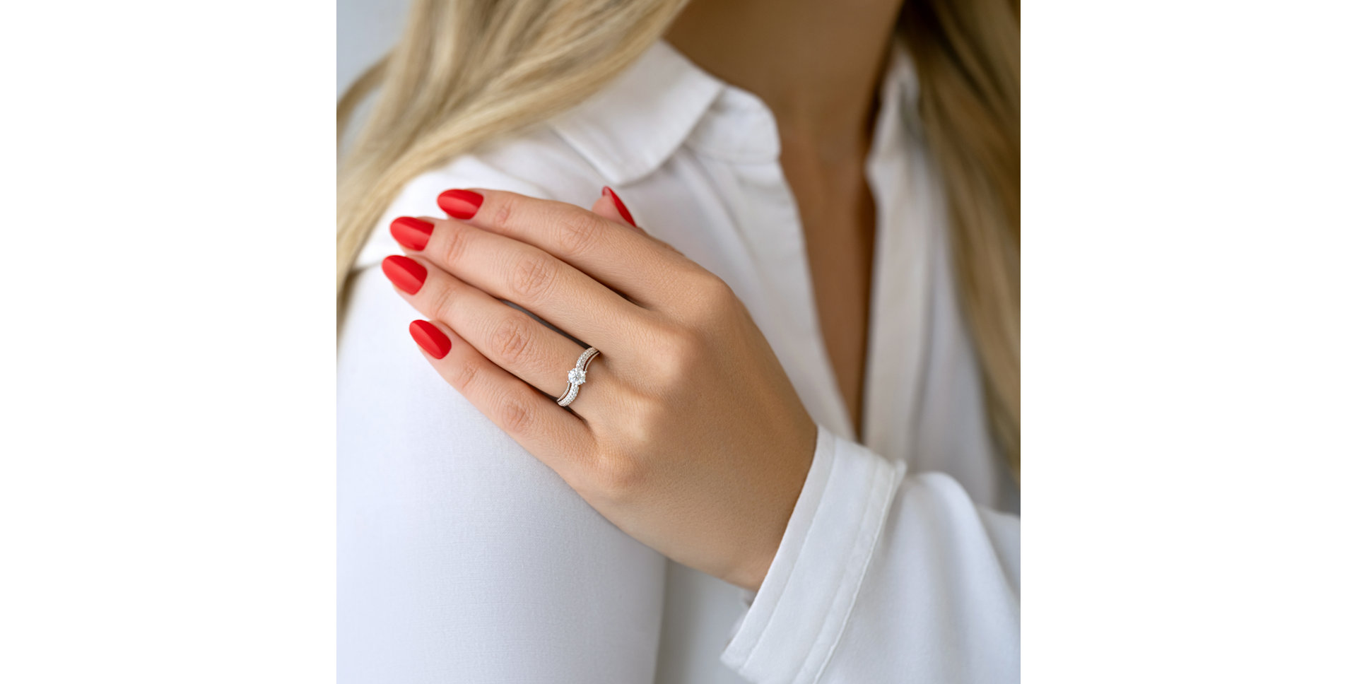 Diamond ring Chasing Eternity