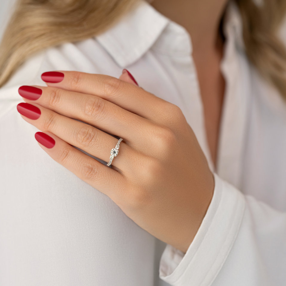 Diamond ring Gracious Hope