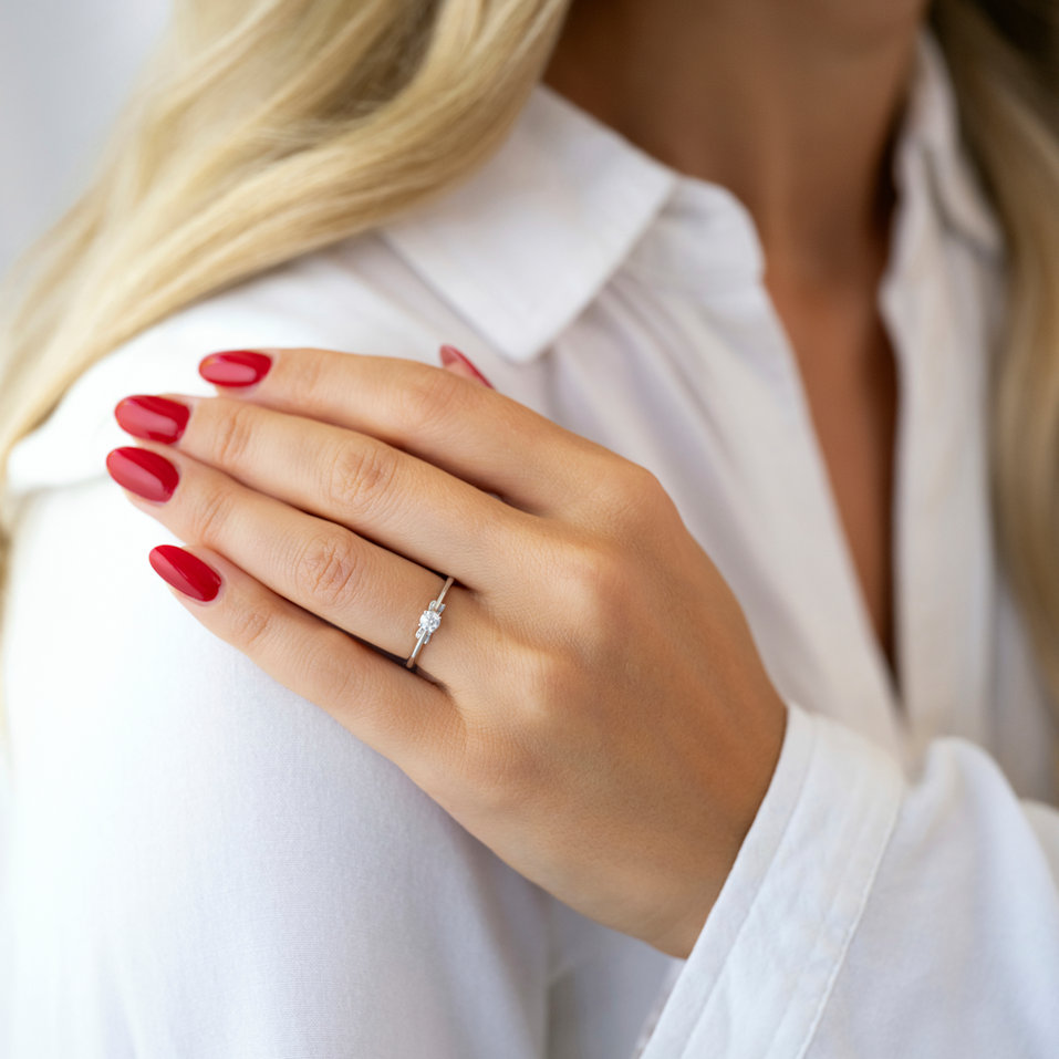 Diamond ring On my Mind