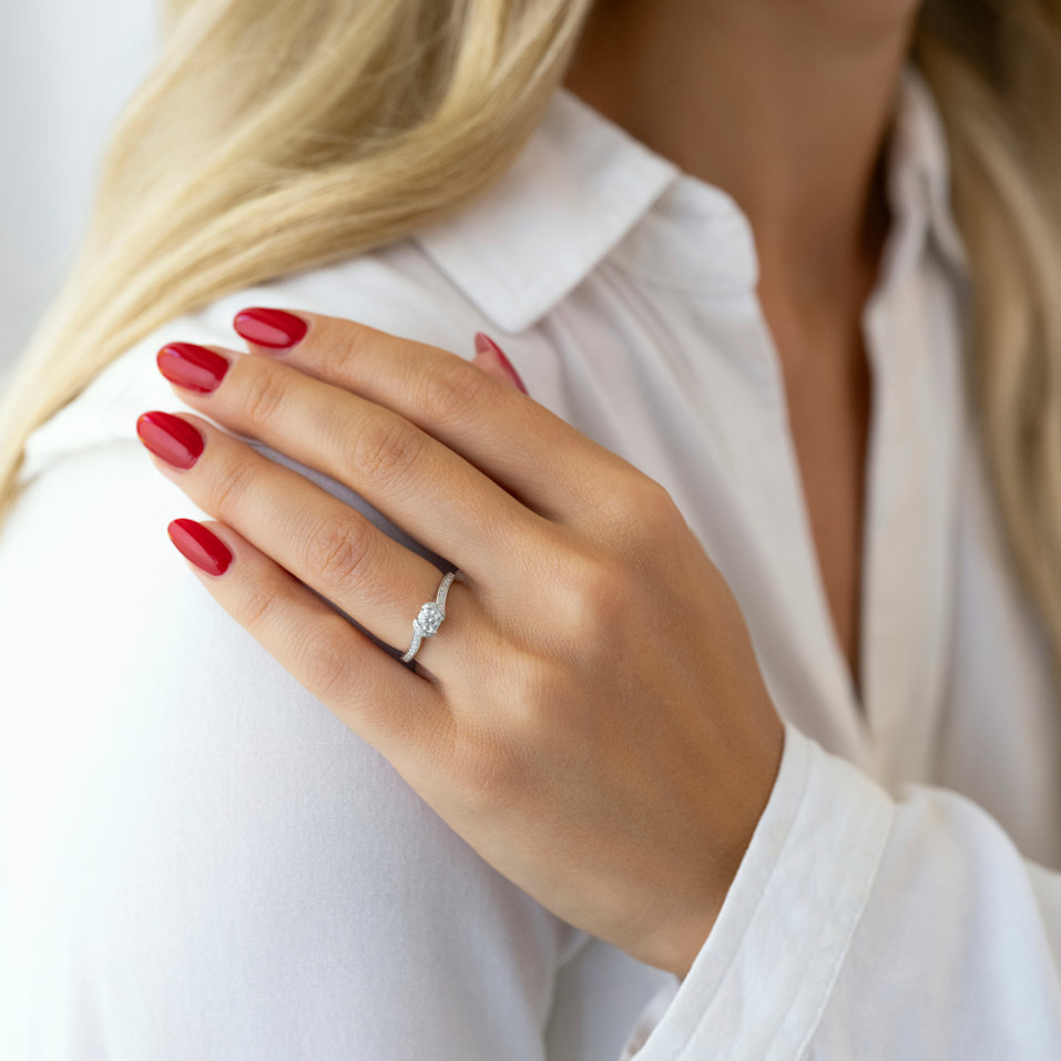 Diamond ring Radiant Soul