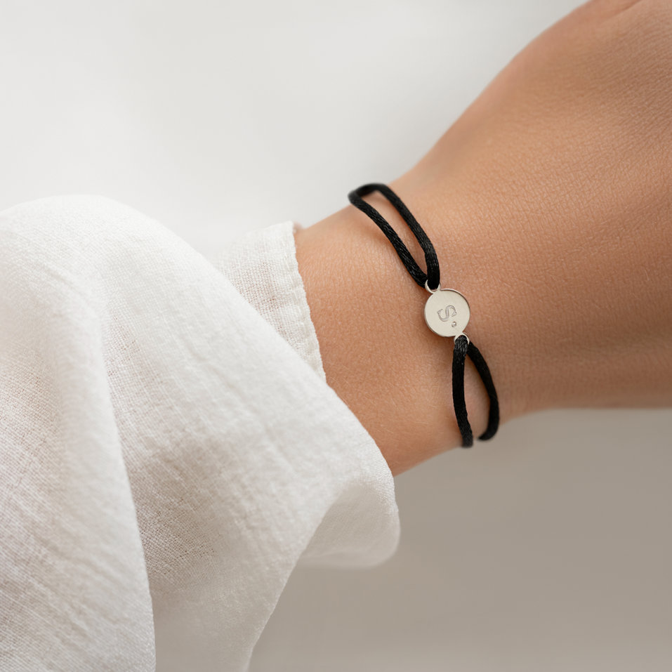 Diamond bracelet Circle Letter S