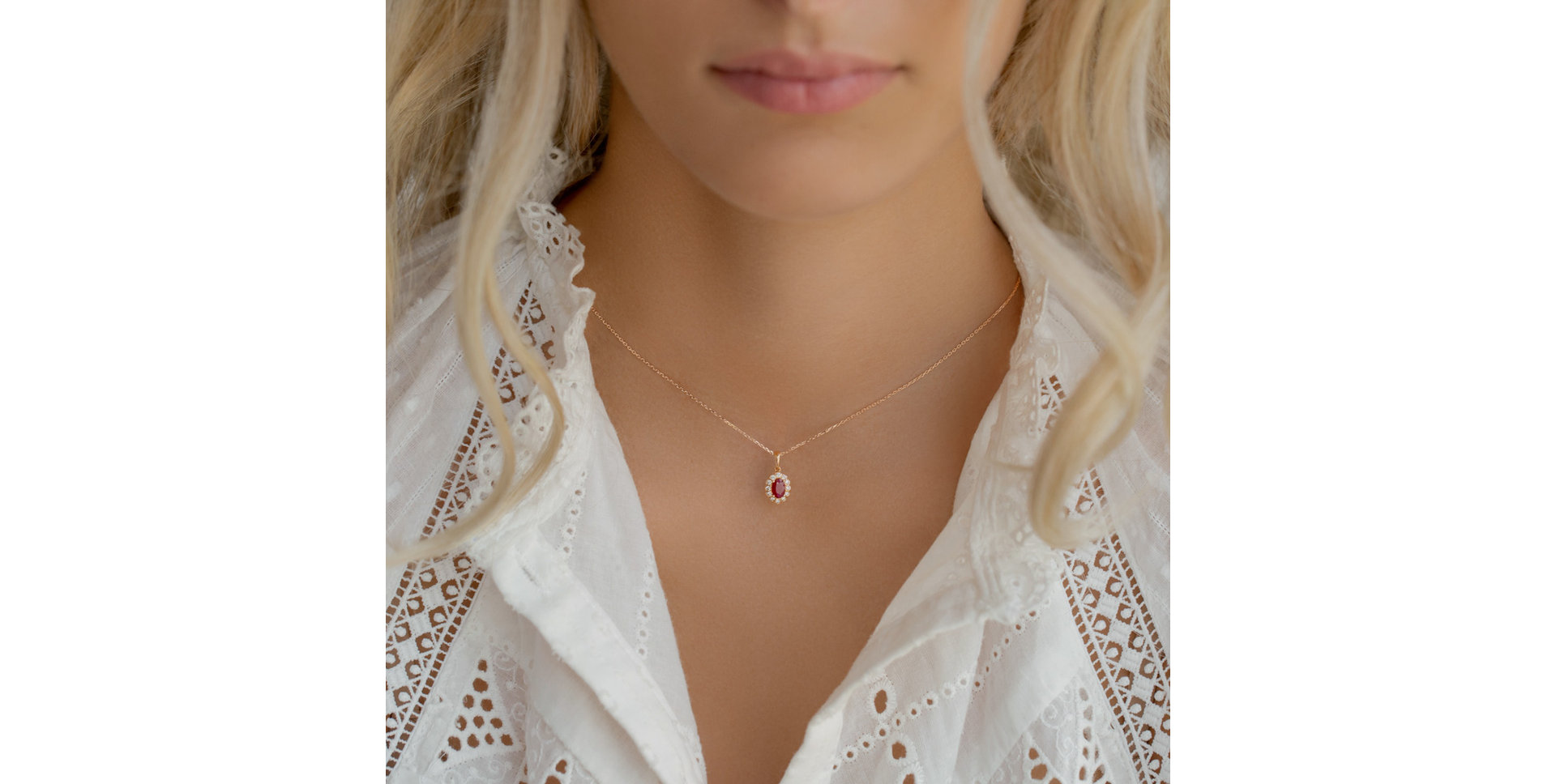 Diamond pendant with Ruby Princess