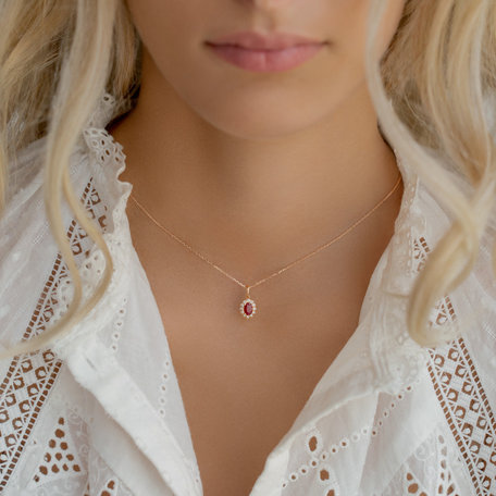 Diamond pendant with Ruby Princess