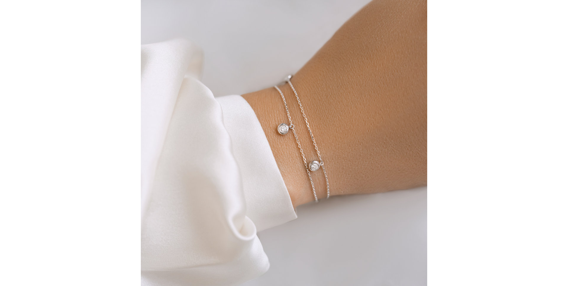 Bracelet with diamonds Delouise