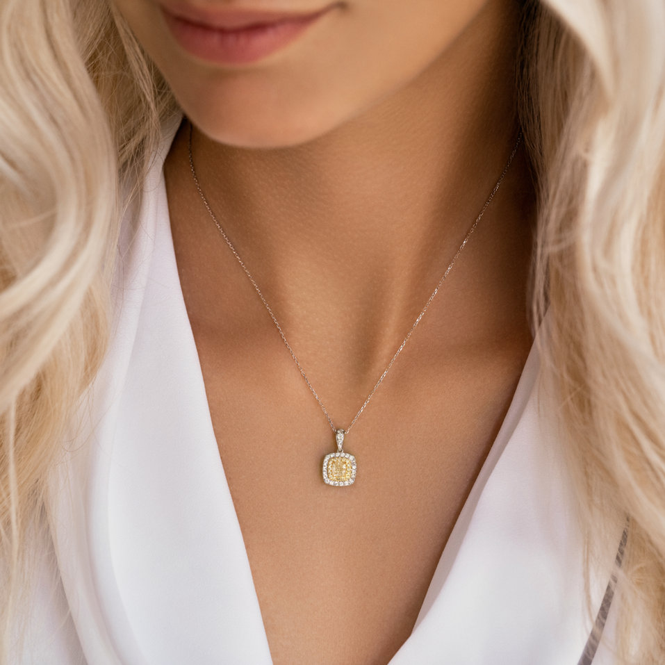 Pendant with yellow and white diamonds Bright Feeling