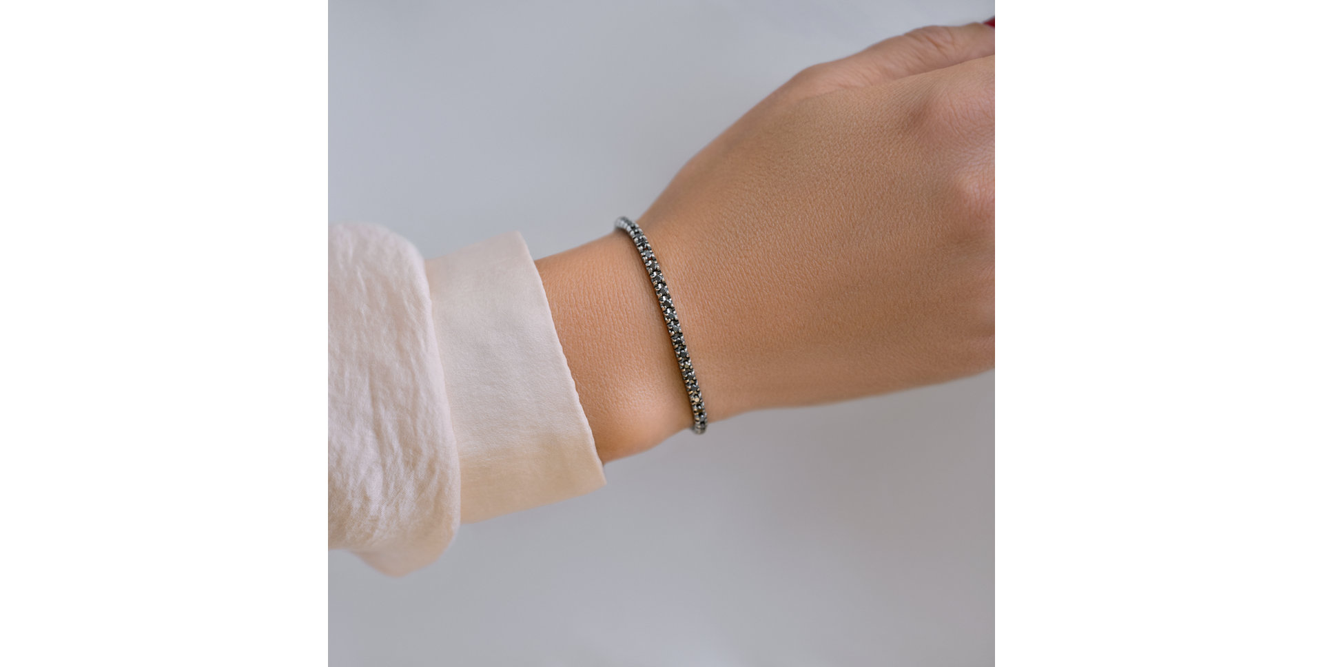 Bracelet with black and white diamonds Ralana