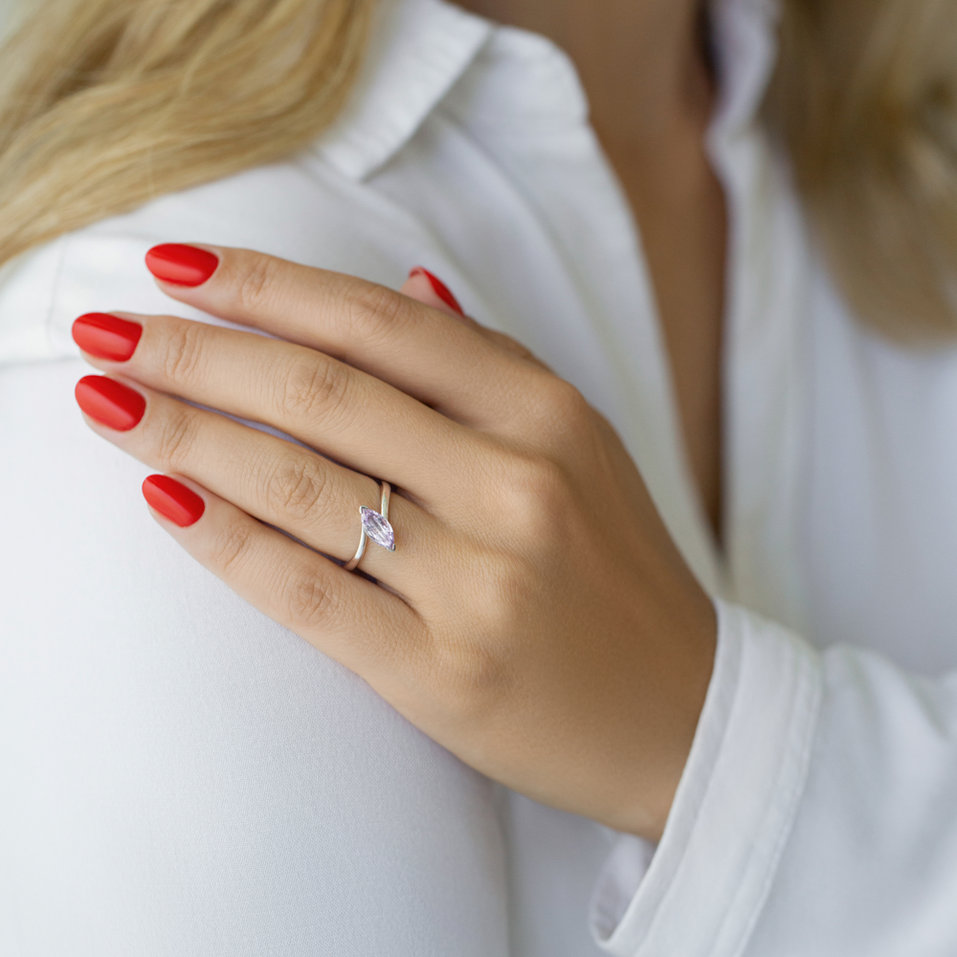 Ring with Sapphire Aurellia