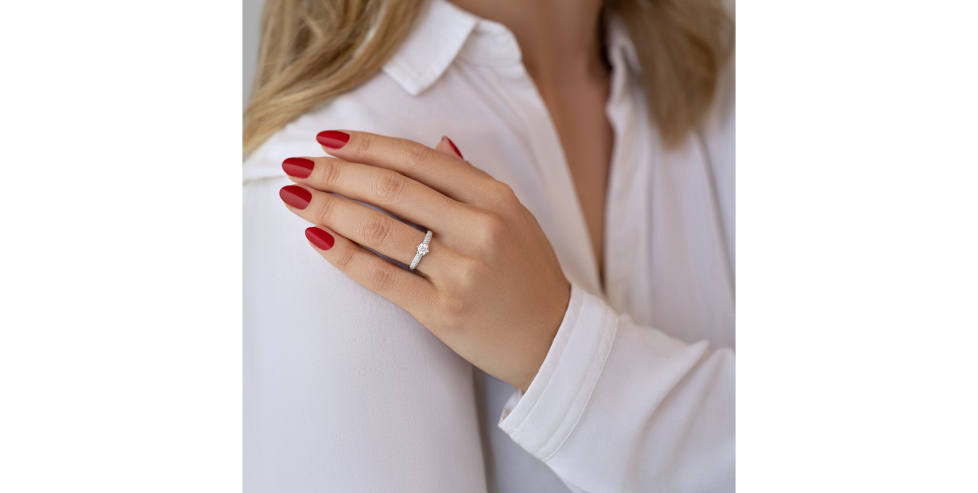 Diamond ring Niedamir