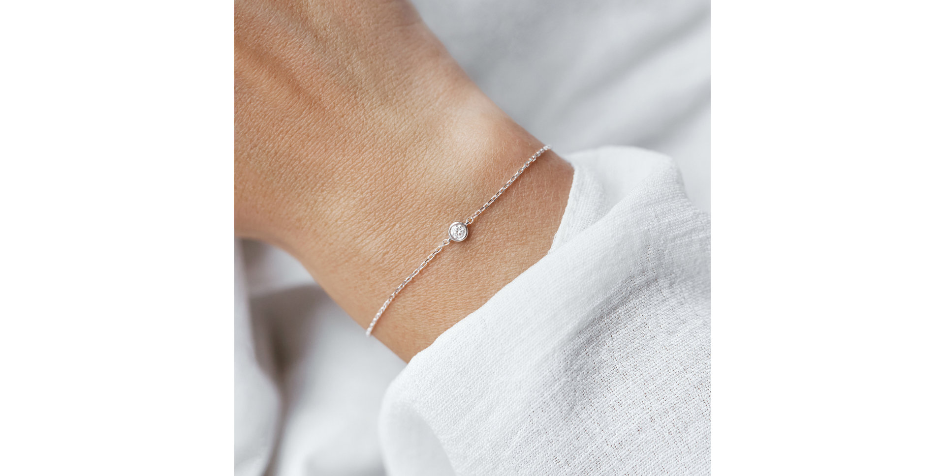 Diamond bracelet Dot of Happiness