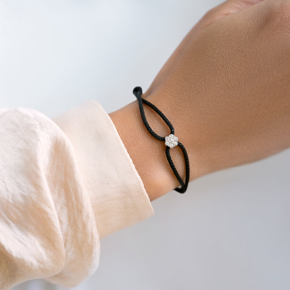 Bracelet with diamonds Deep Snow