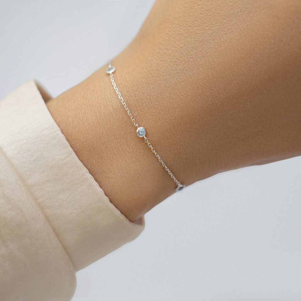 14ct white gold bracelet with Topaz Swiss Roggeveen