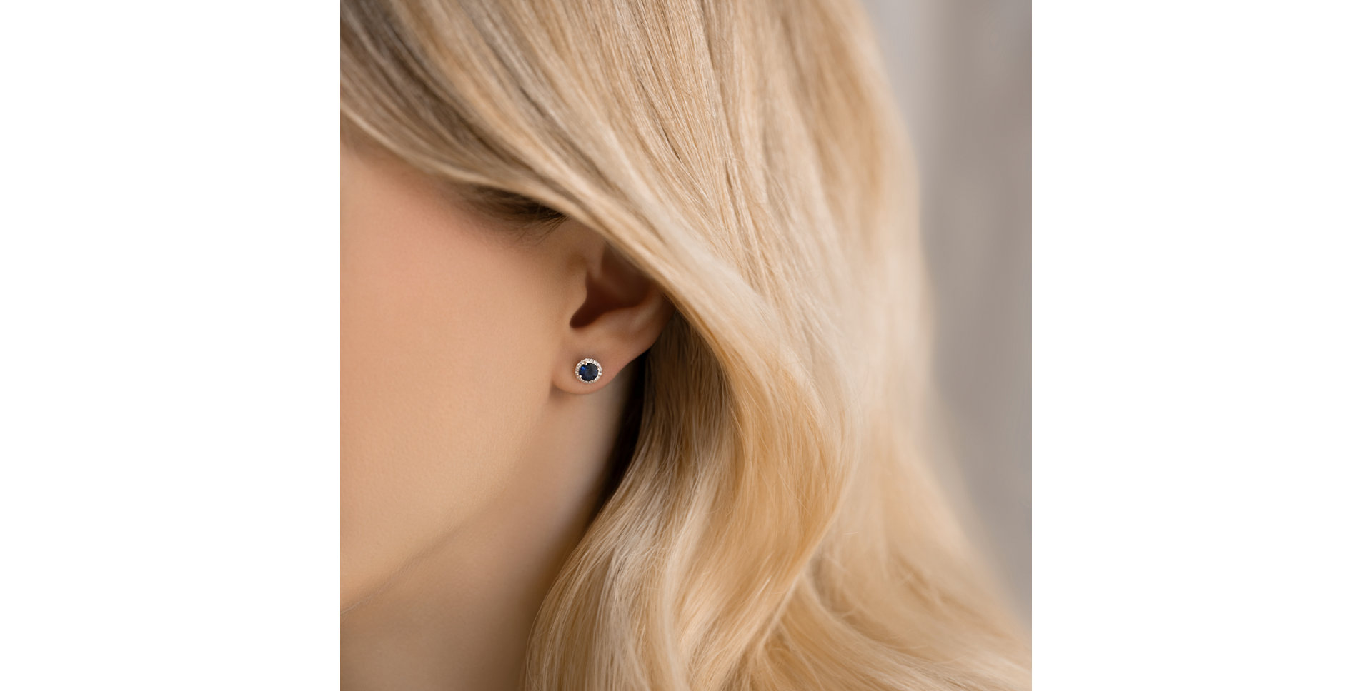 Diamond earrings with Sapphire Rimmon