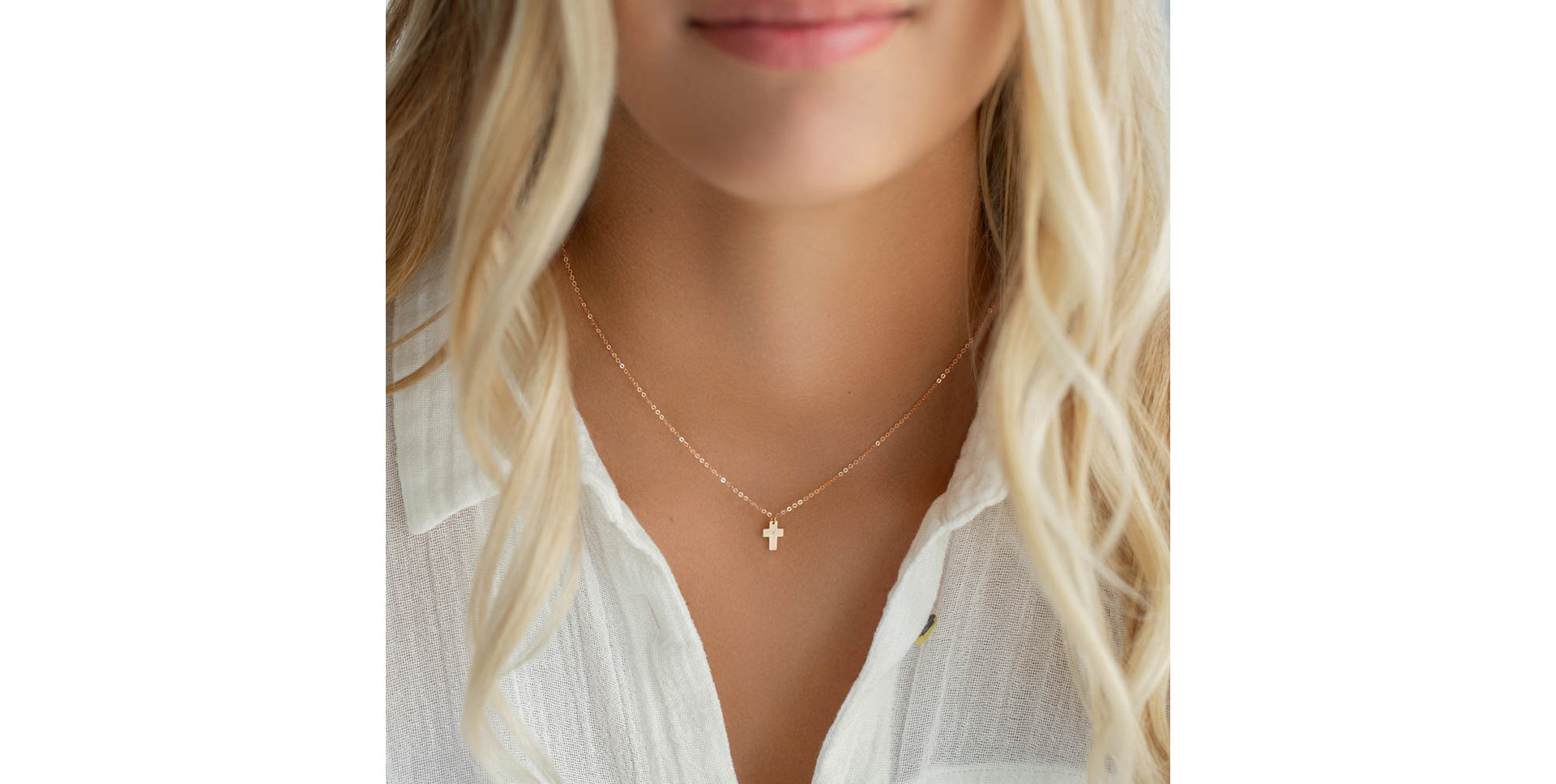 Diamond necklace Cross of Romanticism