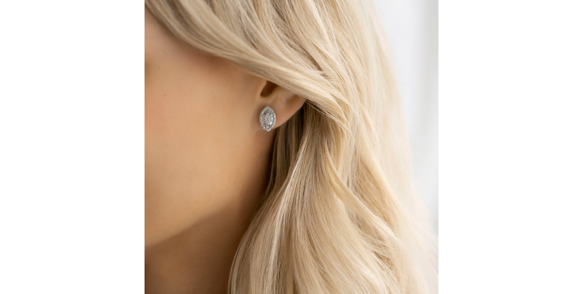 Diamond earrings Galatia