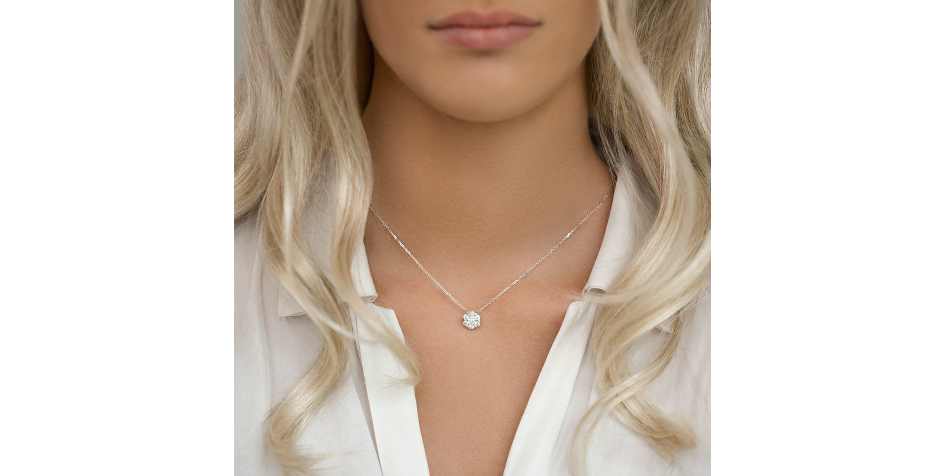 14ct white gold diamond necklace Diamond necklace Luxury Clam