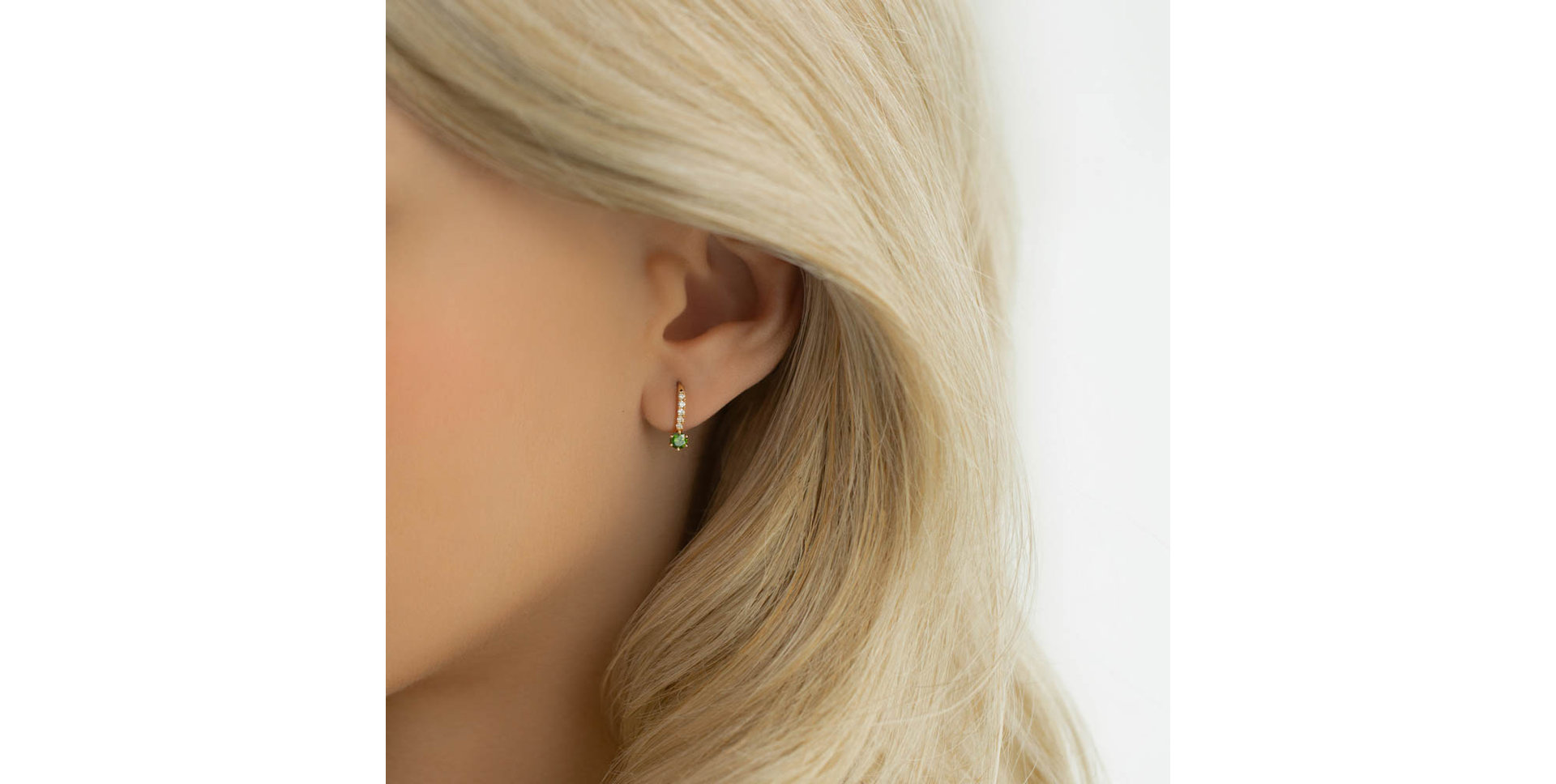 Diamond earrings Essential Glow