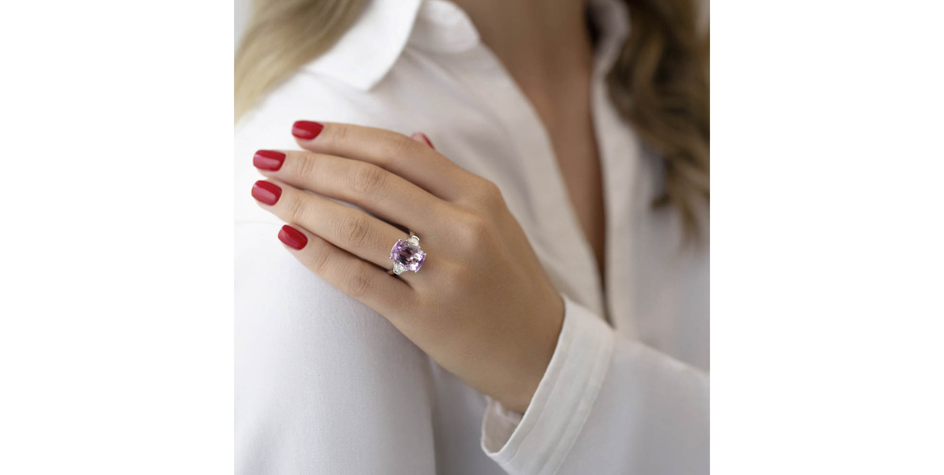 Diamond ring with Kunzite Nyx