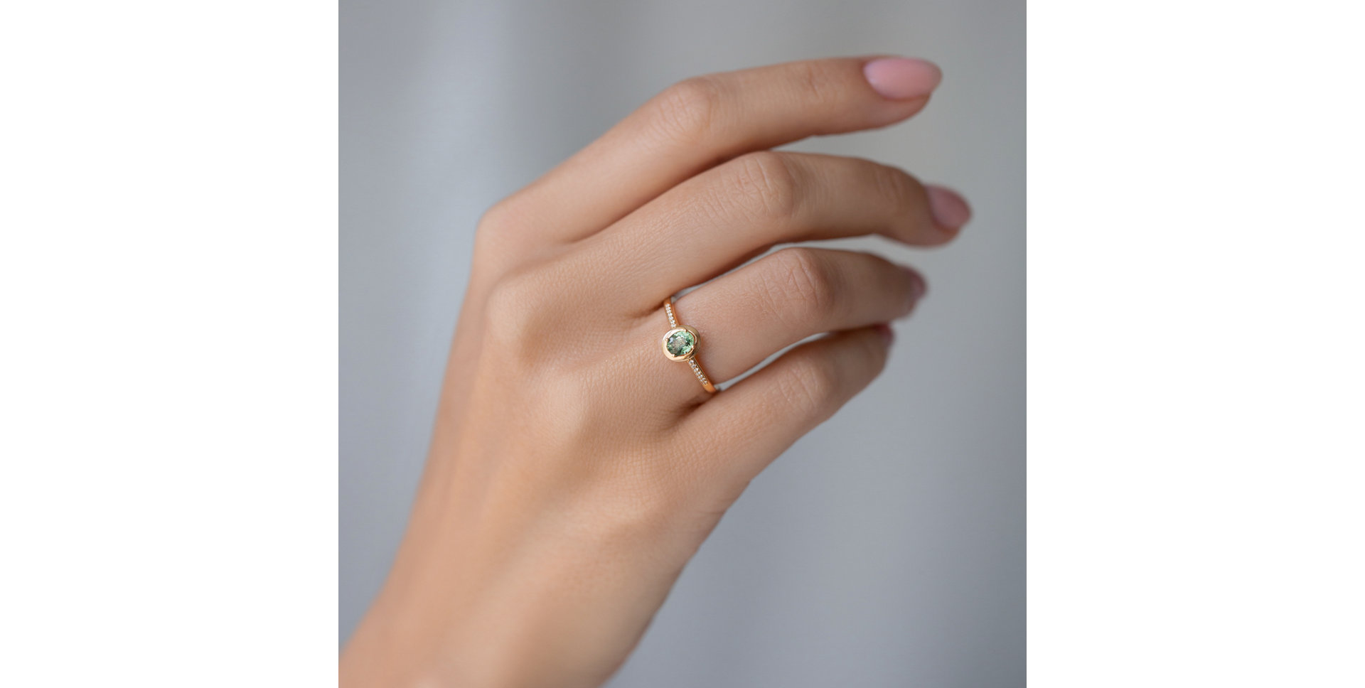 Diamond ring with Sapphire Sapphire Princess