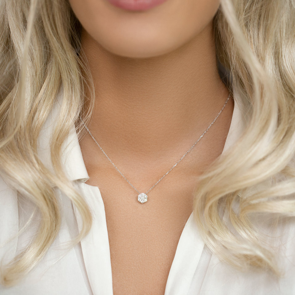 Diamond necklace Mystic Kingdom