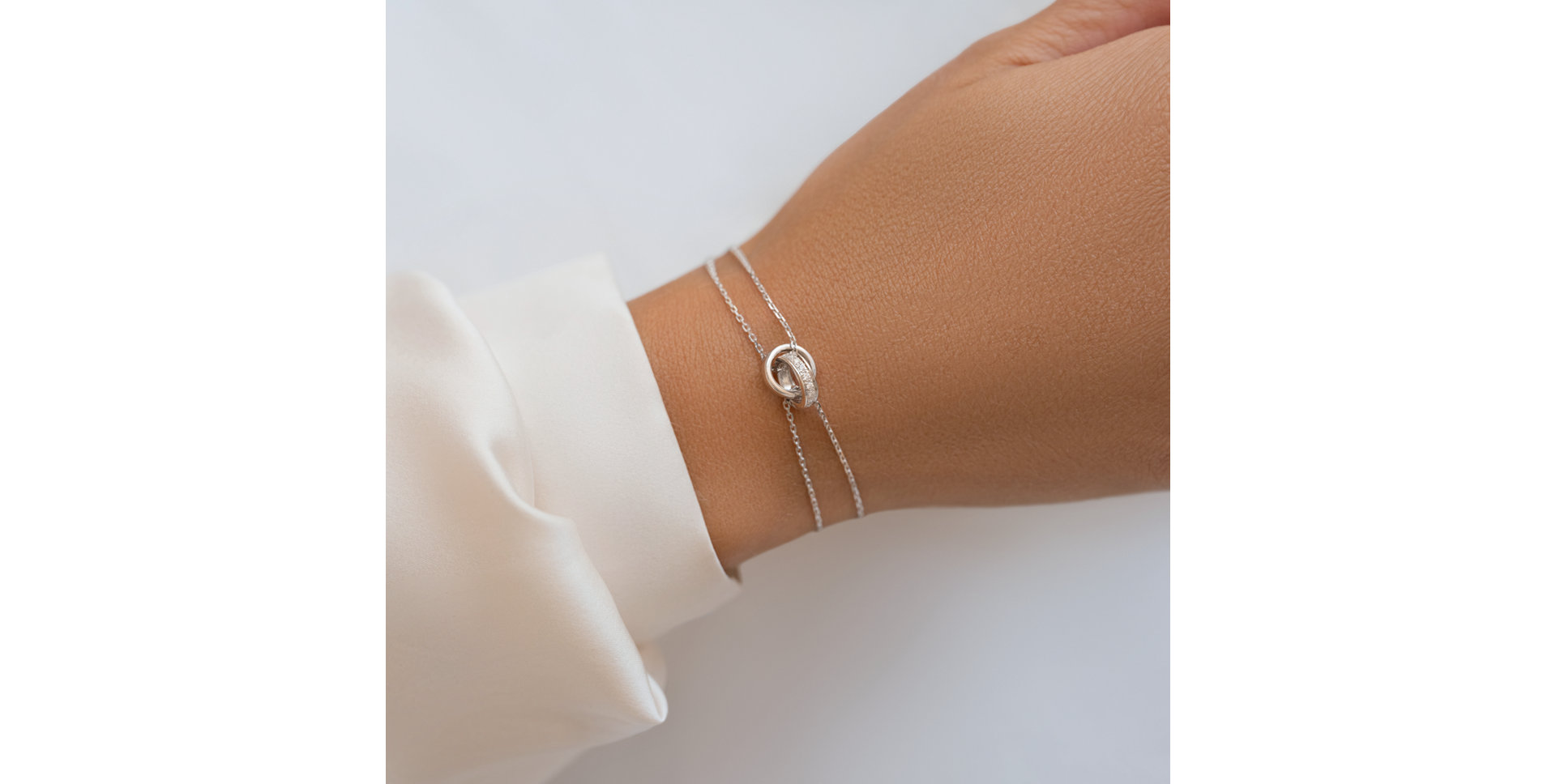 Diamond bracelet Divine Bond