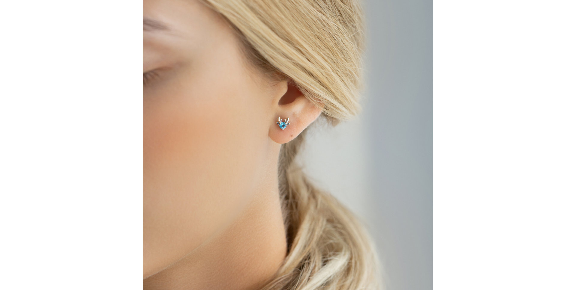 Earrings with Rhodolite The Deer