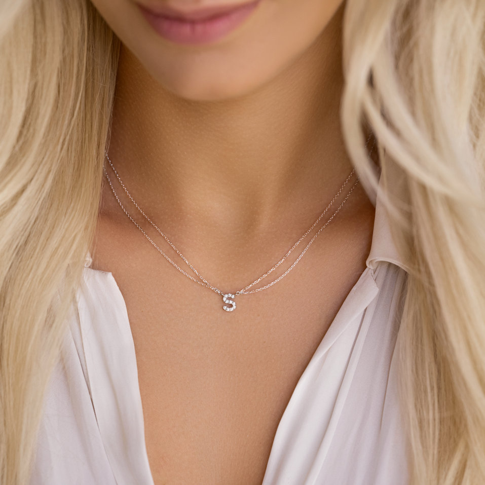 14ct yellow gold diamond necklace Diamond necklace Luxury Clam