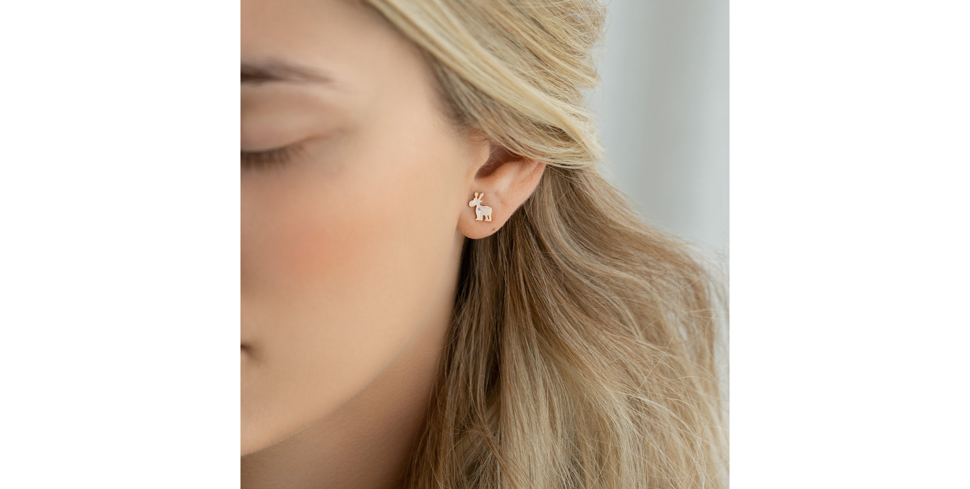 Diamond earrings Caribou