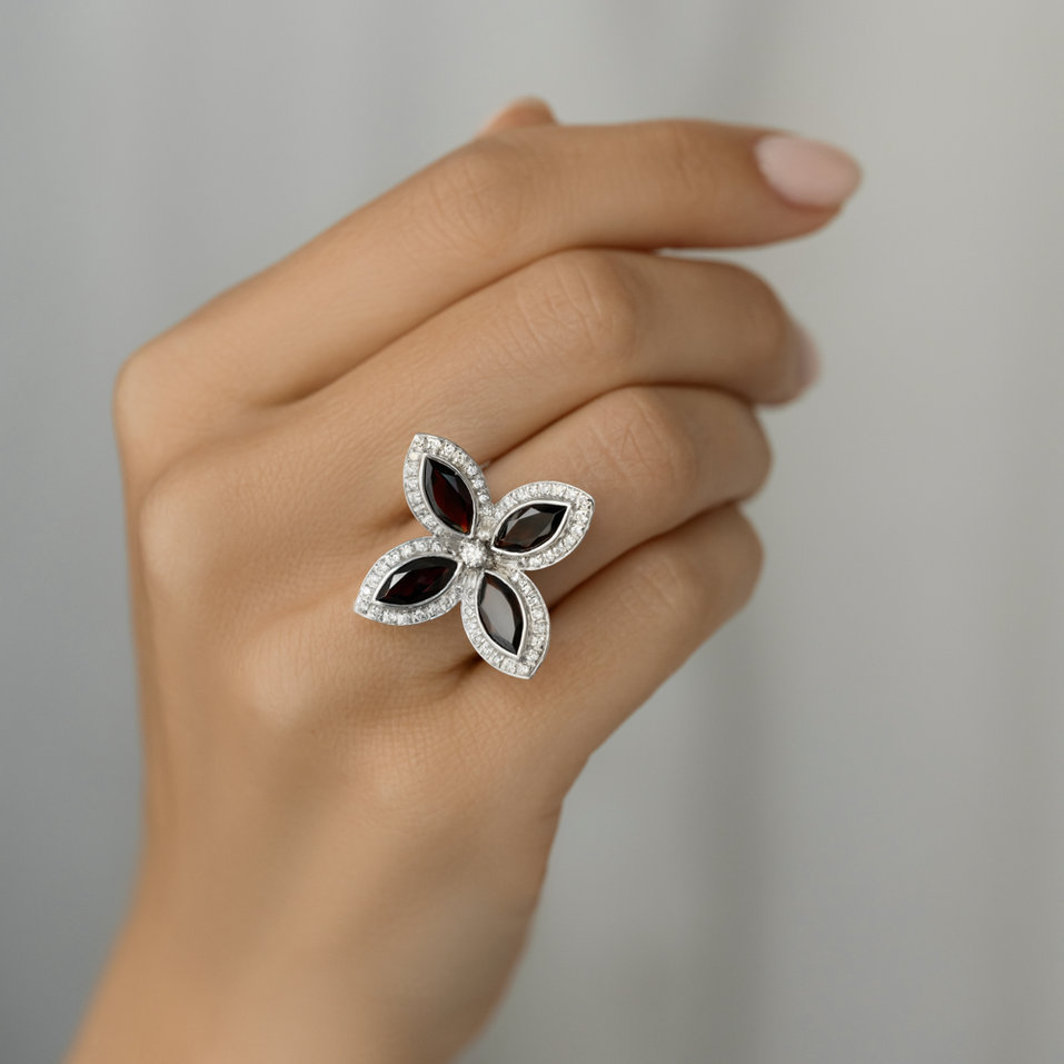 Diamond ring with Garnet Blooming Beauty