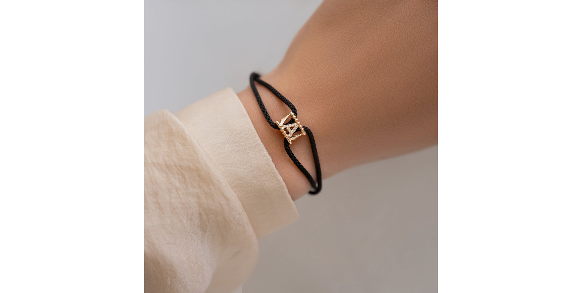 14ct rose gold diamond bracelet Magnificent Letter