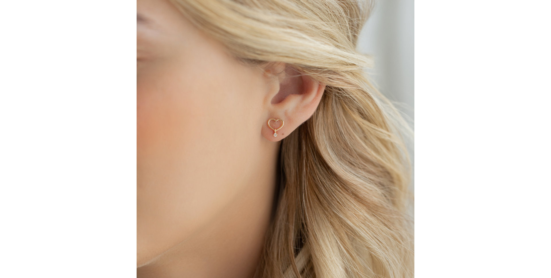 Diamond earrings Heart Tear