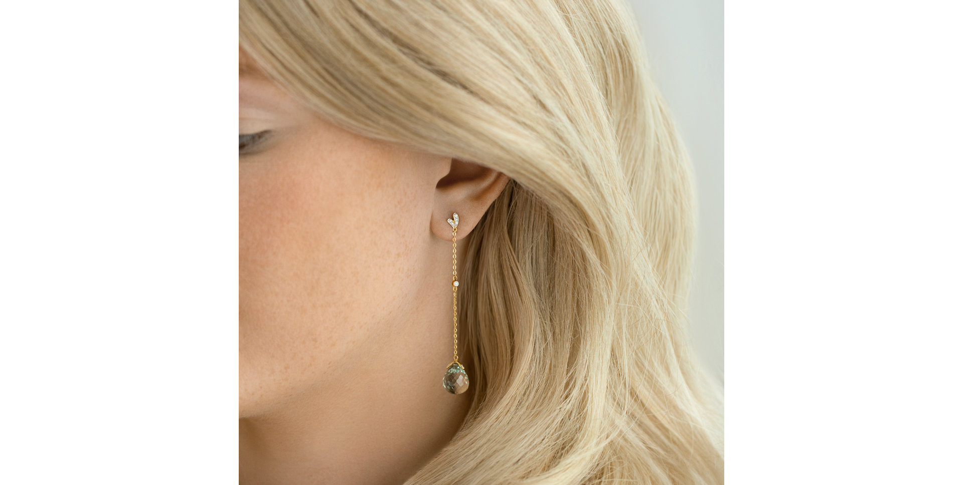 Diamond earrings with Amethyst Mezesia