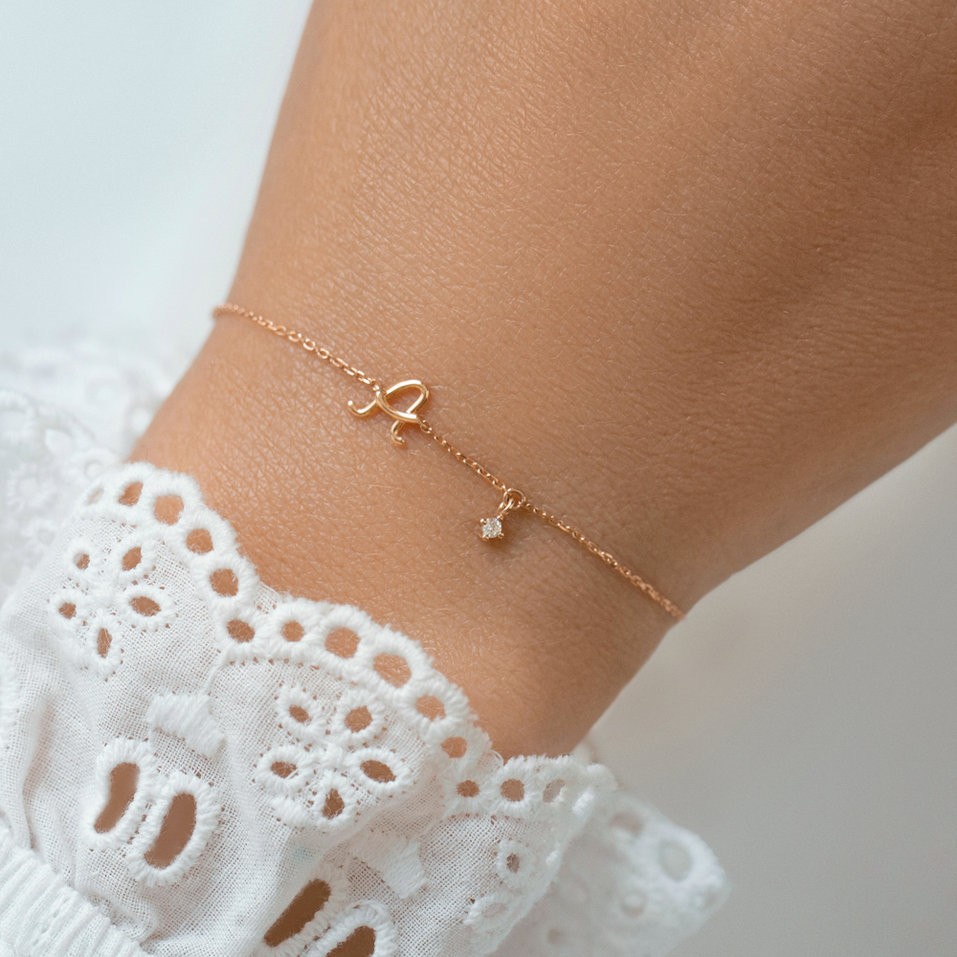 Diamond bracelet Curly Letter K