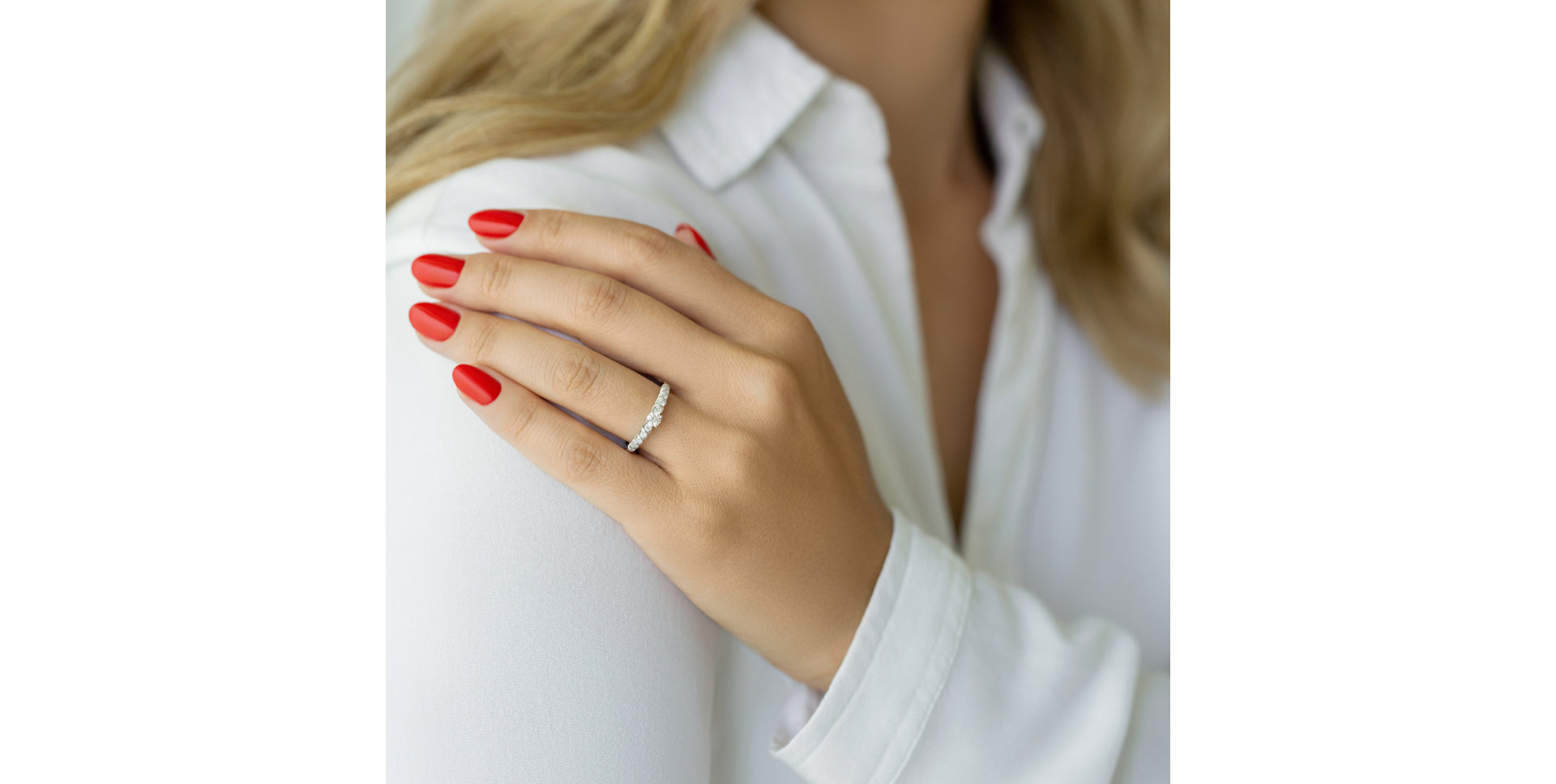 14ct white gold diamond ring Morelli