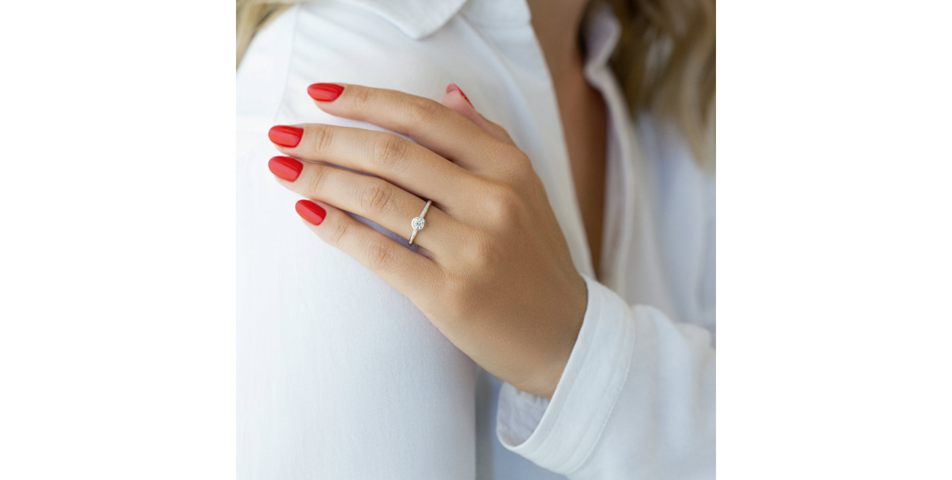 14ct white gold diamond ring Regal Elegance