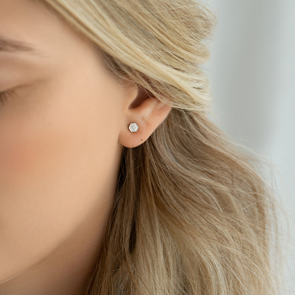 Diamond earrings Sei