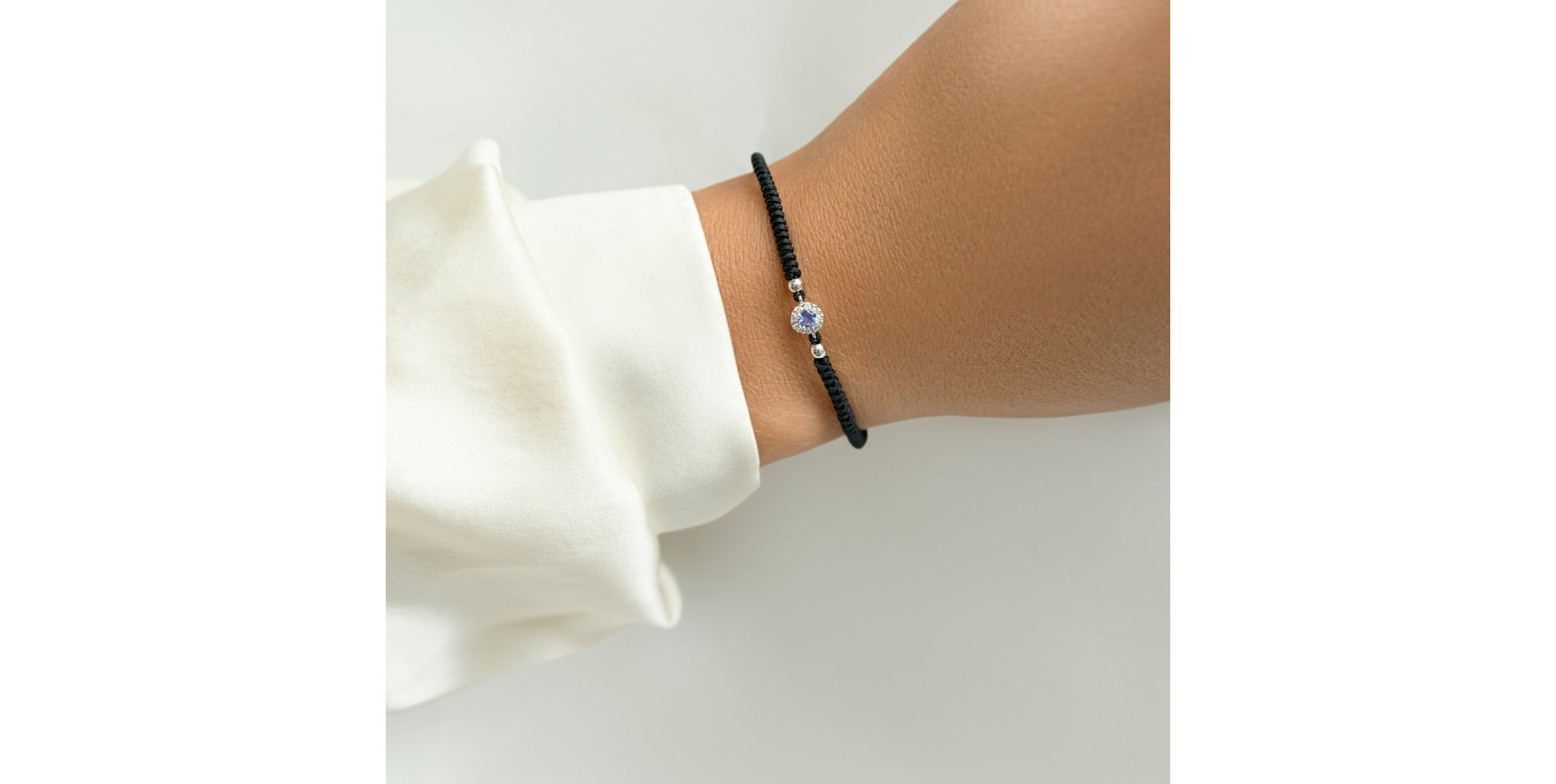 Diamond bracelet with Tanzanite Universal Treasure