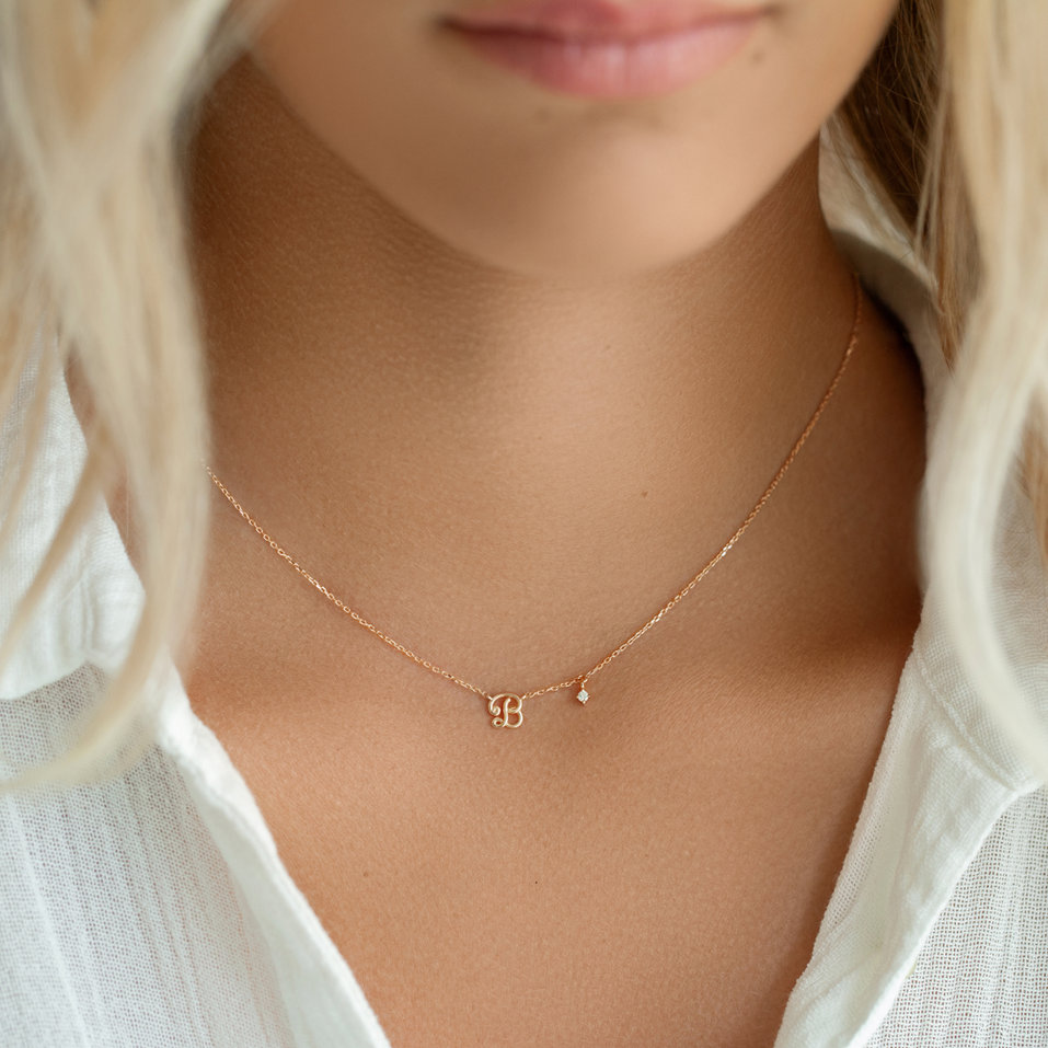 Diamond necklace Elegance Letter